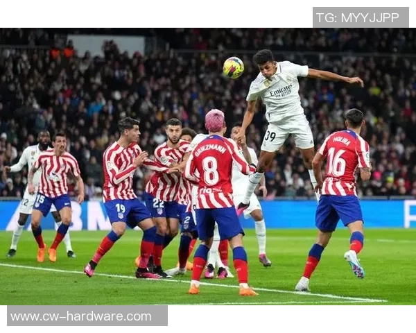 2015年皇马与巴黎的巅峰对决回顾与精彩瞬间分析